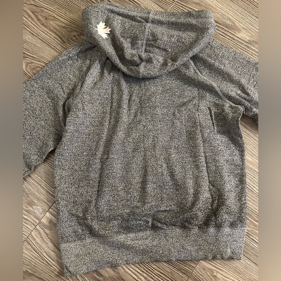 Roots Tracksuit - Picture 4 of 4